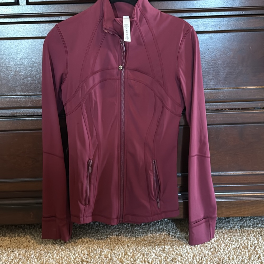 lululemon define jacket sz 6 Deep Ruby maroon burgundy - Picture 3 of 6